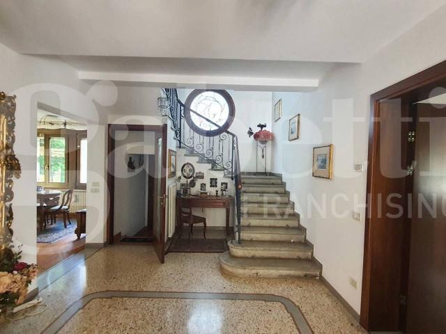 Villa in vendita a Belluno