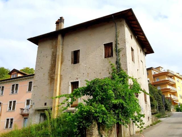 Villa in vendita a Belluno BL
