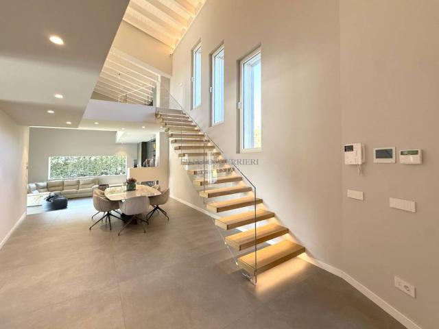 Villa in vendita a Bellusco MB