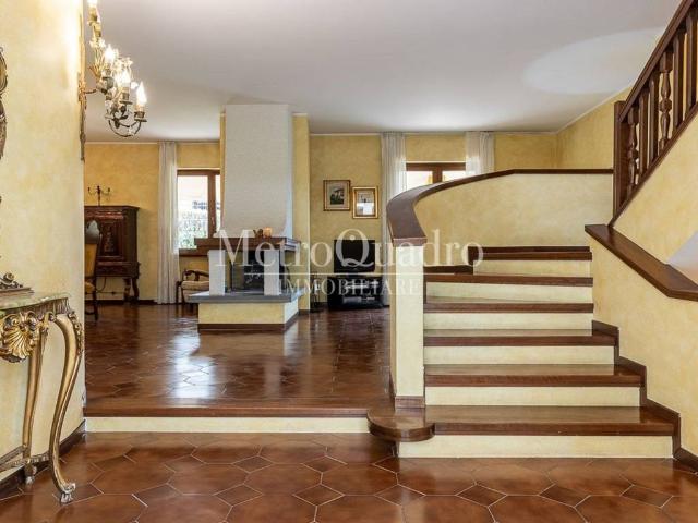 Villa in vendita a Bellusco MB