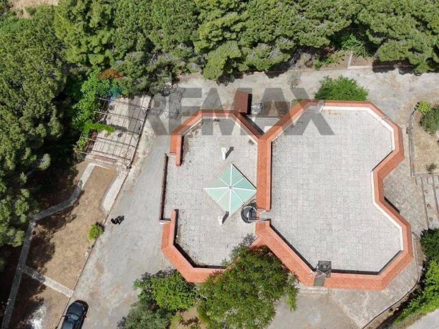 Villa in vendita a Belmonte Mezzagno PA