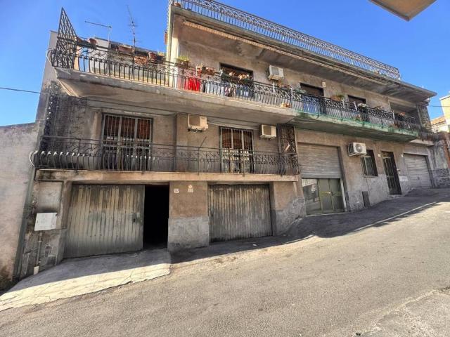 Villa in vendita a Belpasso CT