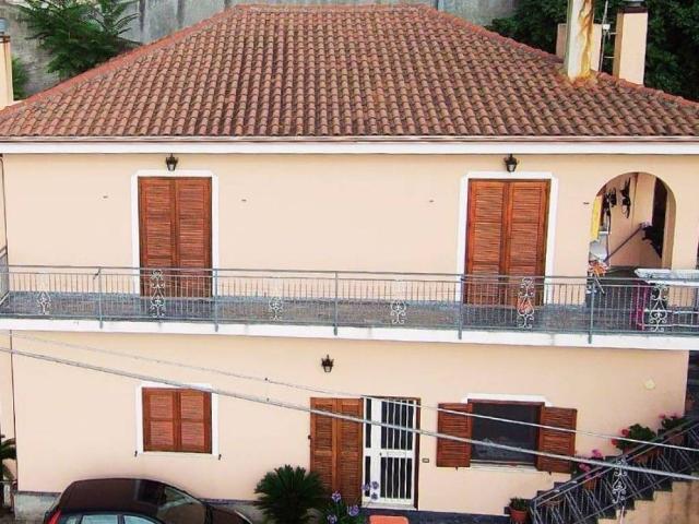 Villa in vendita a Belvedere Marittimo CS