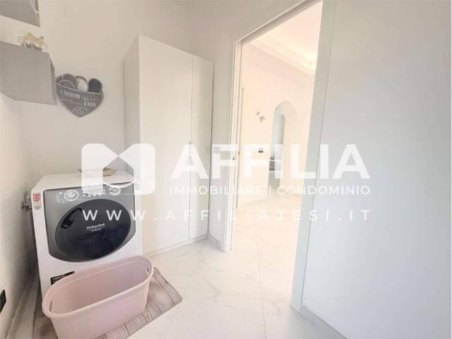 Villa in vendita a Belvedere Ostrense AN