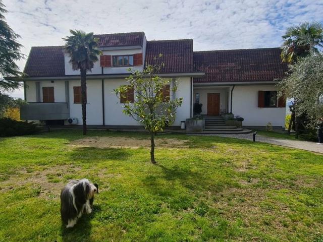 Villa in vendita a Belvedere Ostrense AN