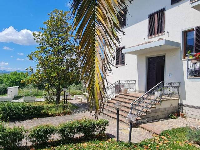 Villa in vendita a Belvedere Ostrense AN