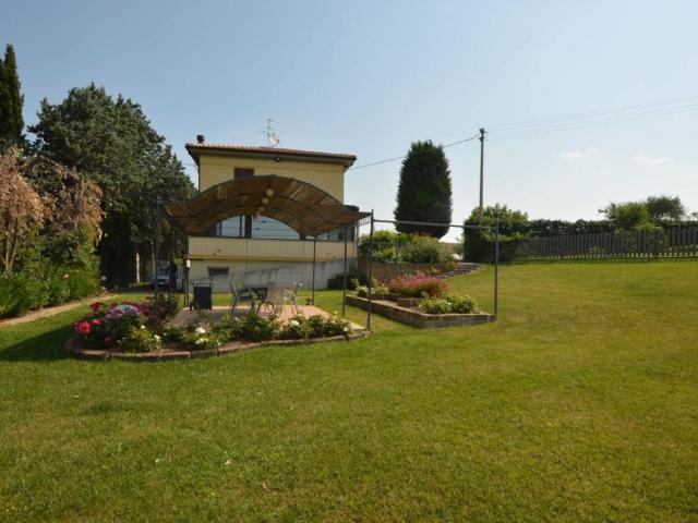 Villa in vendita a Belvedere Ostrense AN