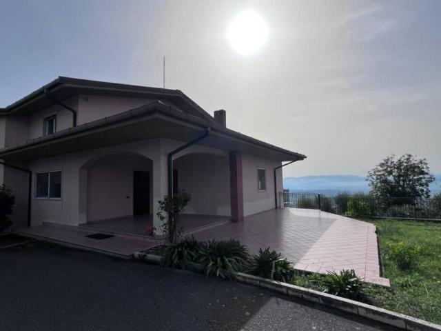 Villa in vendita a Benevento BN
