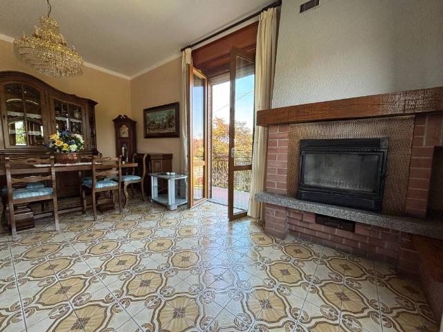 Villa in vendita a Benna BI