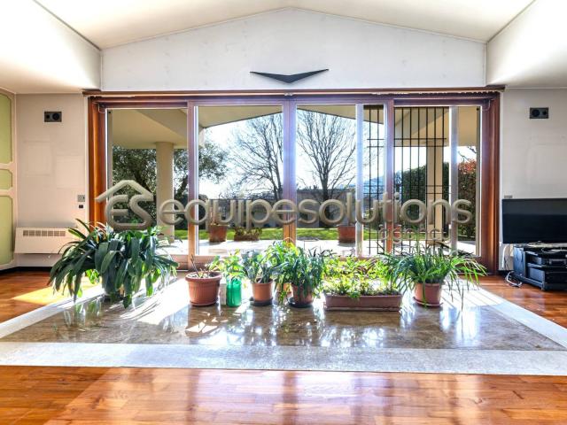 Villa in vendita a Bergamo
