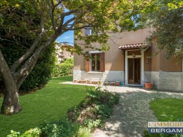 Villa in vendita a Bergamo BG