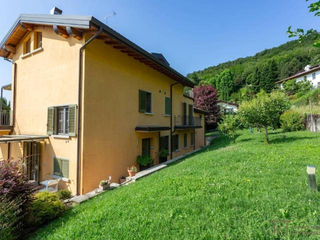 Villa in vendita a Bergamo BG