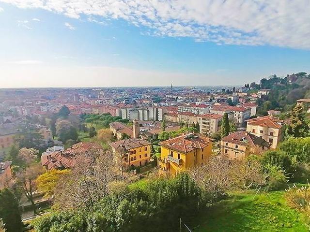 Villa in vendita a Bergamo BG