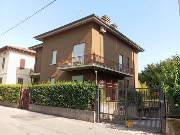 Villa in vendita a Bergamo BG