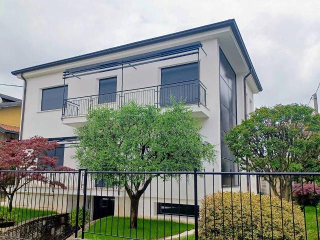 Villa in vendita a Bergamo BG