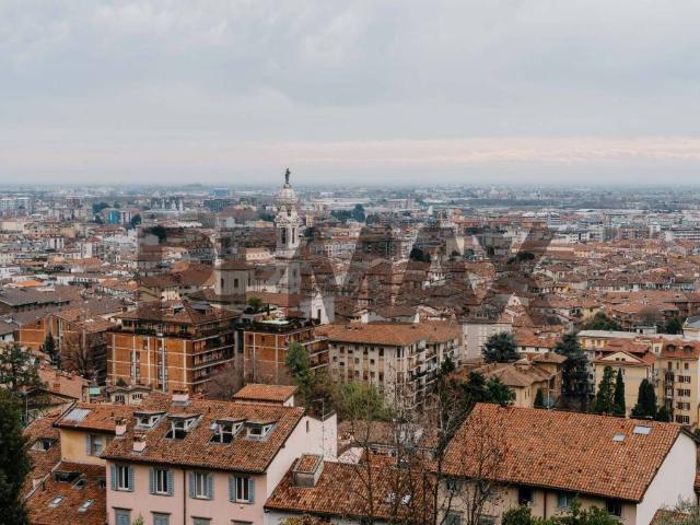 Villa in vendita a Bergamo BG