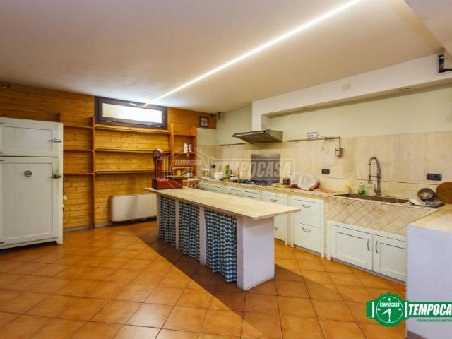Villa in vendita a Bergamo BG