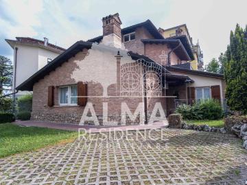 Villa in vendita a Bergamo BG