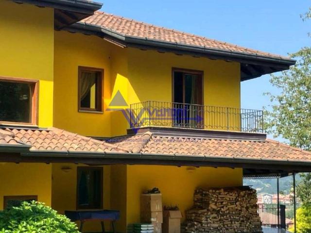 Villa in vendita a Bergamo BG