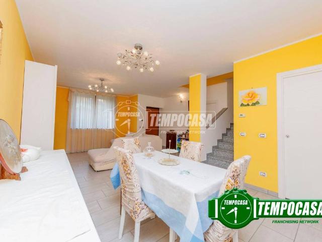 Villa in vendita a Bereguardo PV