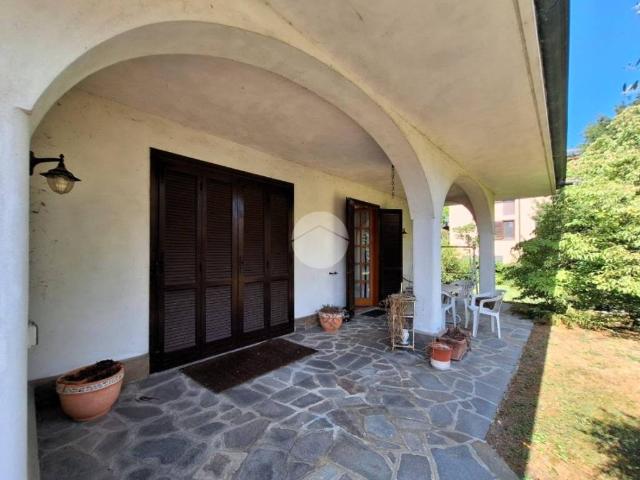 Villa in vendita a Bernate Ticino MI