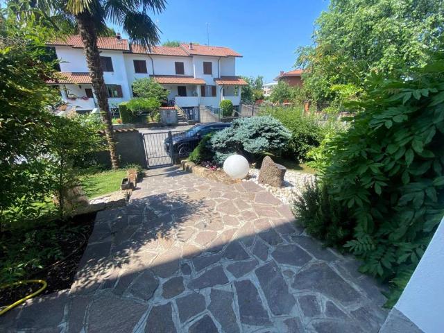Villa in vendita a Bernareggio MB