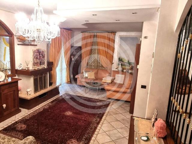 Villa in vendita a Bernareggio MB
