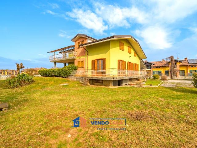 Villa in vendita a Bernezzo CN