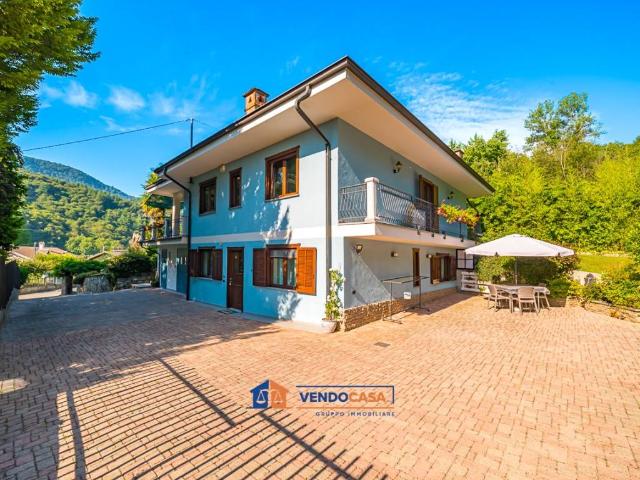 Villa in vendita a Bernezzo CN