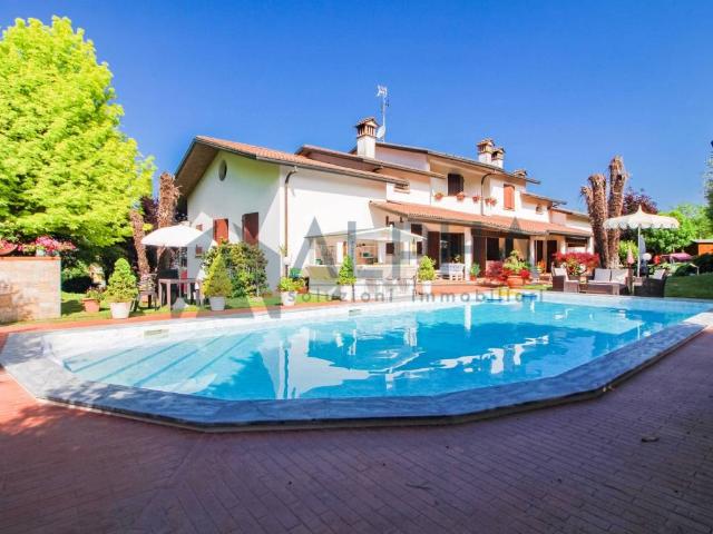 Villa in vendita a Bertinoro FC