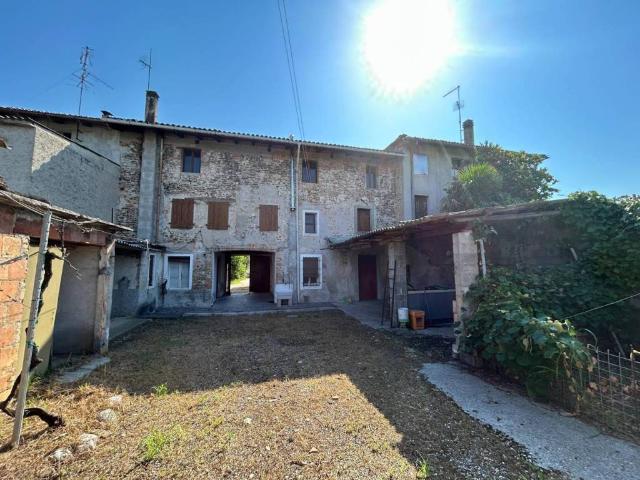 Villa in vendita a Bertiolo UD