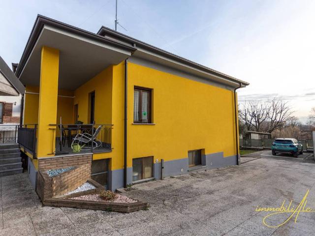 Villa in vendita a Besana in Brianza MB