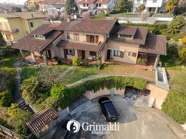 Villa in vendita a Besana in Brianza MB