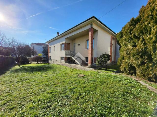 Villa in vendita a Besana in Brianza MB