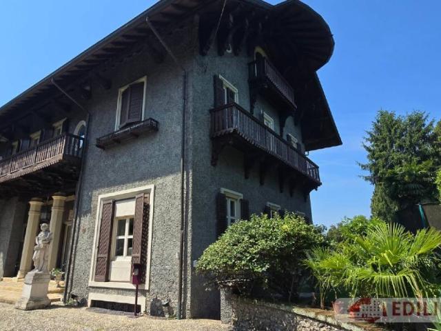 Villa in vendita a Besana in Brianza MB