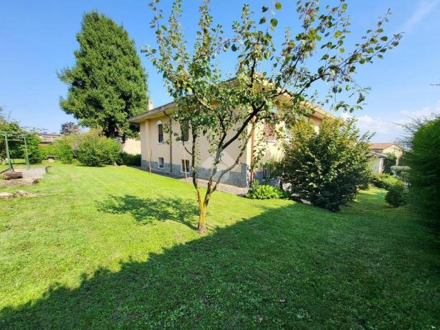 Villa in vendita a Besana in Brianza MB