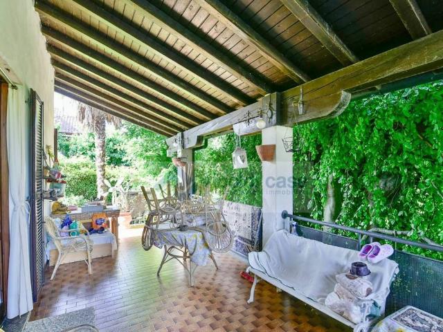 Villa in vendita a Besana in Brianza MB