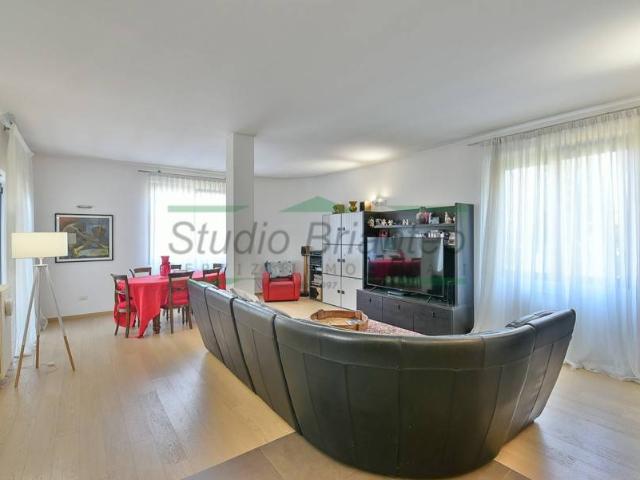 Villa in vendita a Besana in Brianza MB