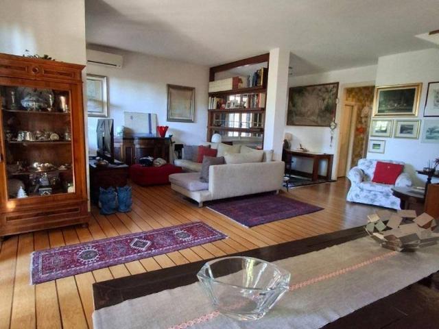 Villa in vendita a Besana in Brianza MB