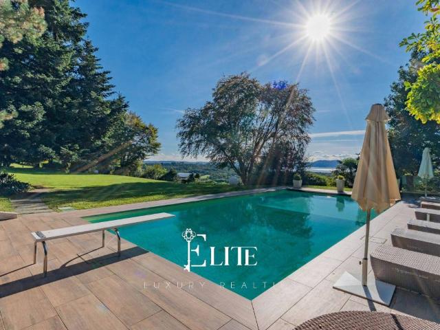 Villa in vendita a Besozzo VA