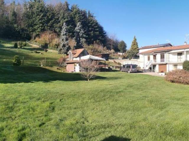 Villa in vendita a Besozzo VA