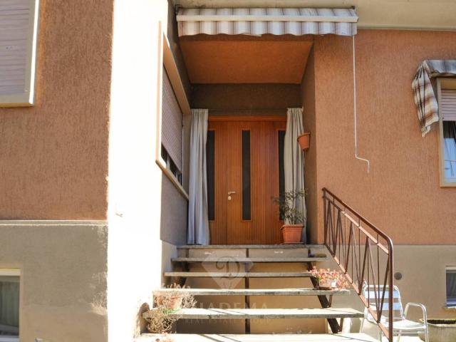 Villa in vendita a Besnate VA