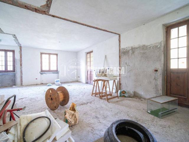 Villetta a schiera in vendita a Besnate VA