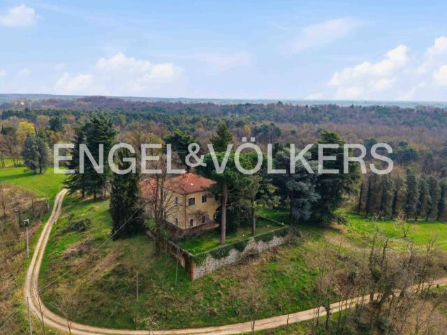 Villa in vendita a Besnate VA