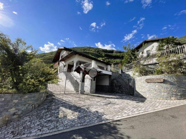 Villa in vendita a Bianzone SO