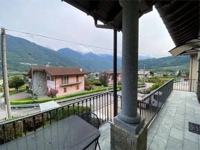 Villa in vendita a Bianzone SO