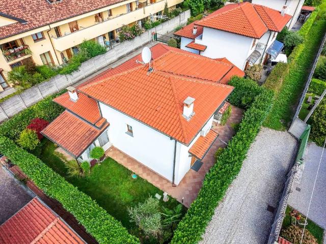 Villa in vendita a Biassono MB