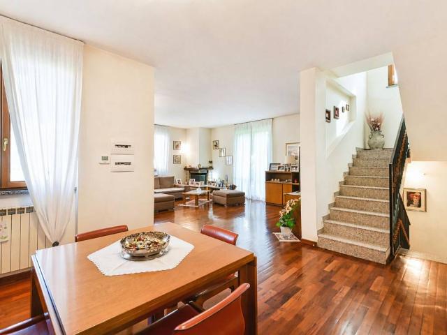 Villa in vendita a Biassono MB