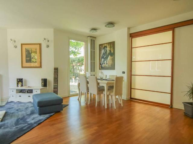 Villa in vendita a Biassono MB