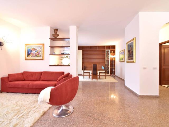 Villa in vendita a Biassono MB